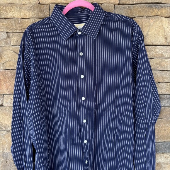 Michael Kors Blue and White Casual‎ Button Down Shirt - Picture 1 of 4